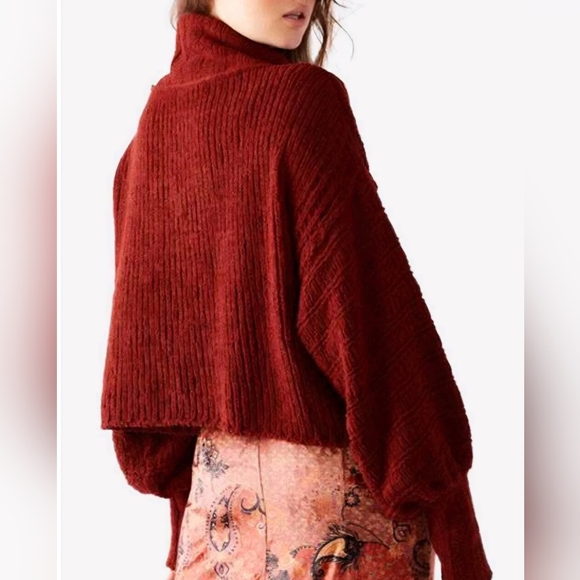 NWTs Free People Sweet Cranberry Be Yours Pullover Cowl Neck Sweater Cropped XL - Picture 3 of 9